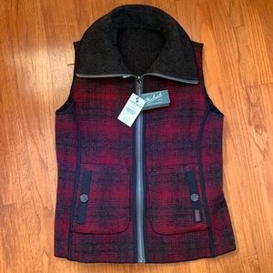 NWT Woolrich Acorn Hill Wool Vest Size Medium